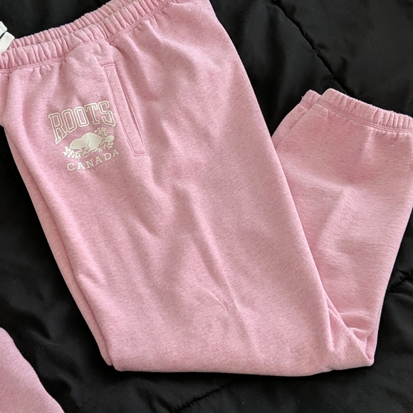 Roots tracksuit (pink) - Picture 2 of 5